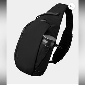 ALPACA Metro Black-Right shoulder Crossbody Bag